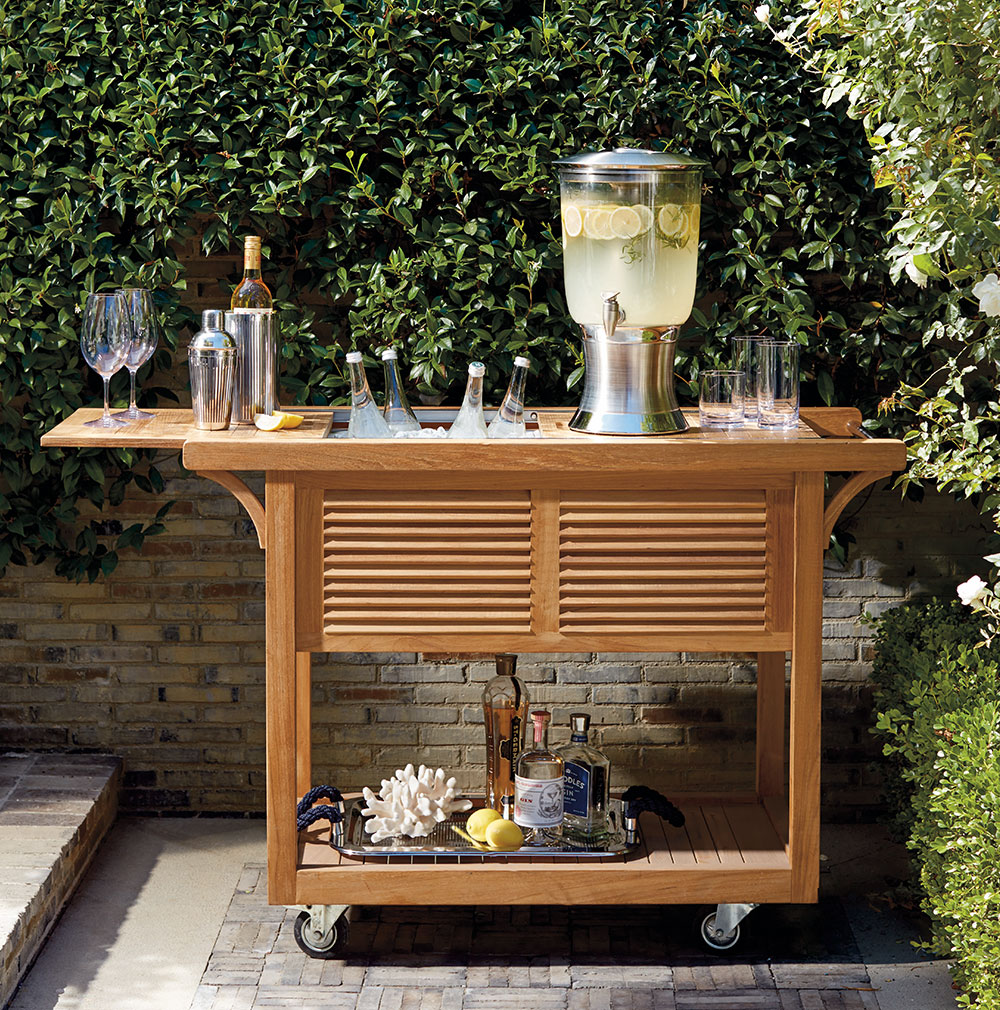 HOW TO BRING THE PARTY TO YOUR OUTDOOR SPACE - Home + Style